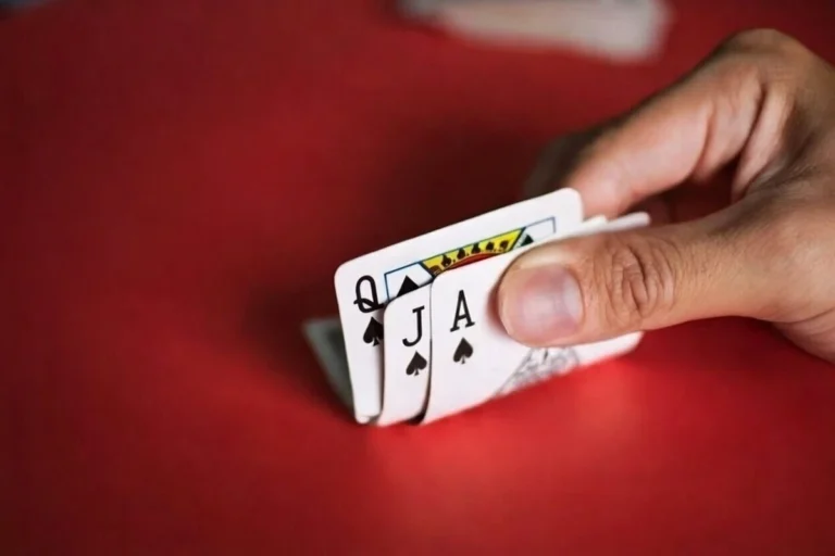 O que é Truco? Guia Completo do Jogo de Cartas Brasileiro 14 - Super Cacheta O que é truco?